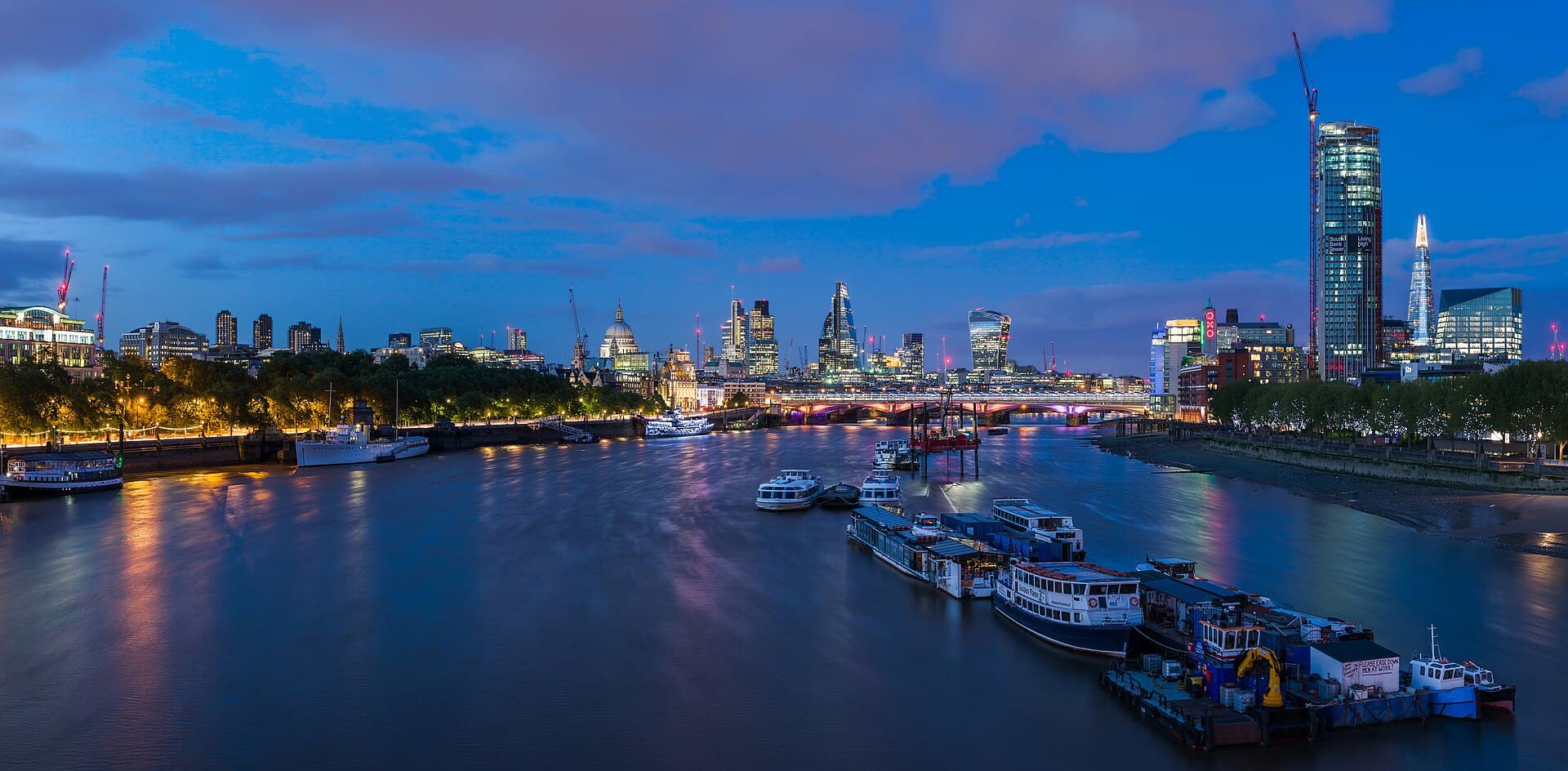 Panorama de Londres et de la Tamise pour les MRE du Royaume-Uni